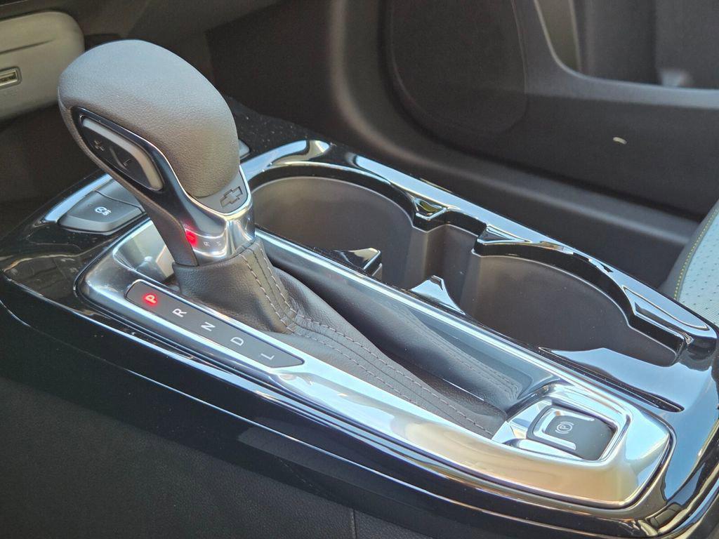 new 2026 Chevrolet Trax car, priced at $25,885