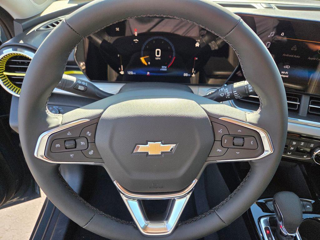 new 2026 Chevrolet Trax car, priced at $25,885