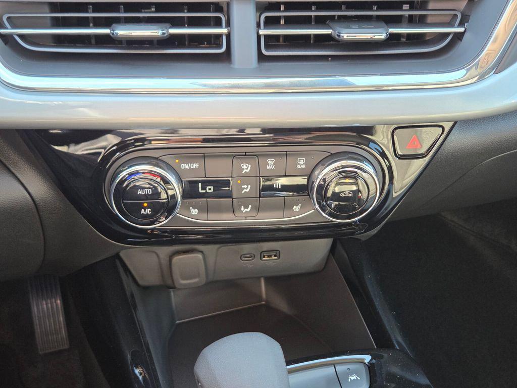 new 2026 Chevrolet Trax car, priced at $25,885