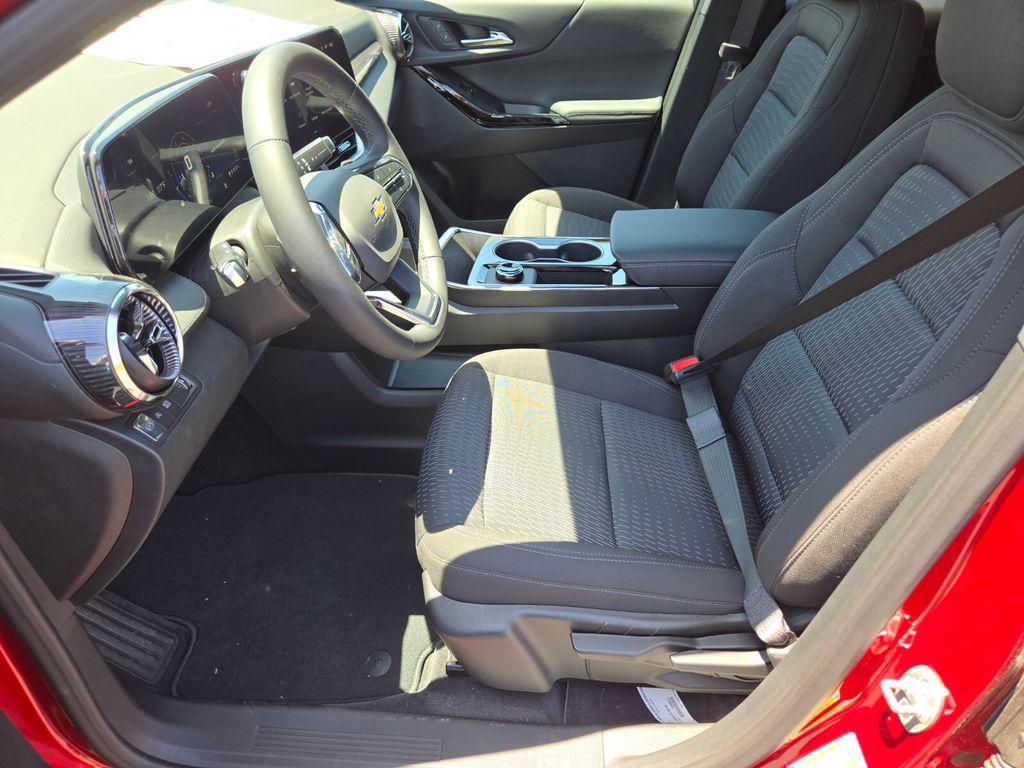 new 2026 Chevrolet Equinox car, priced at $31,775