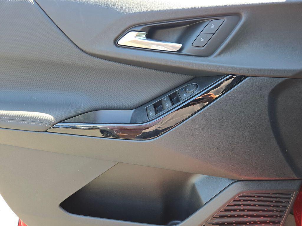 new 2026 Chevrolet Equinox car, priced at $31,775