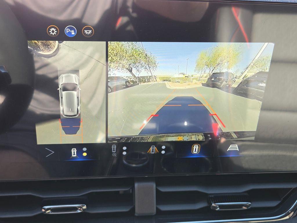 new 2026 Chevrolet Equinox car, priced at $35,285