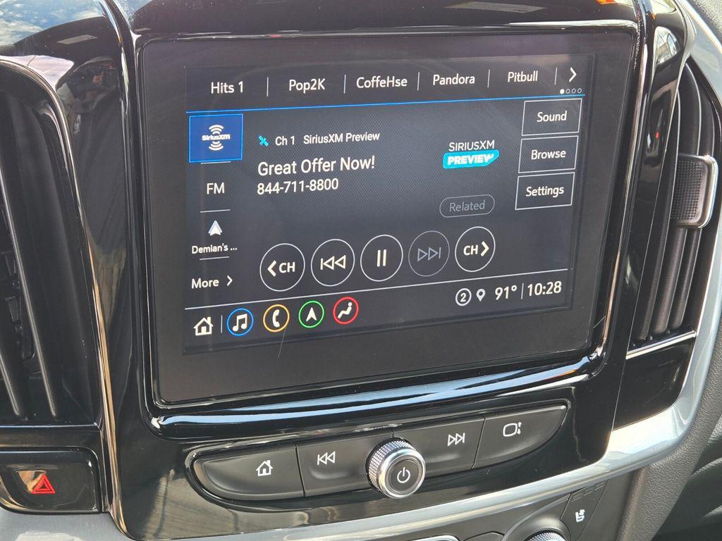 used 2022 Chevrolet Traverse car, priced at $34,993