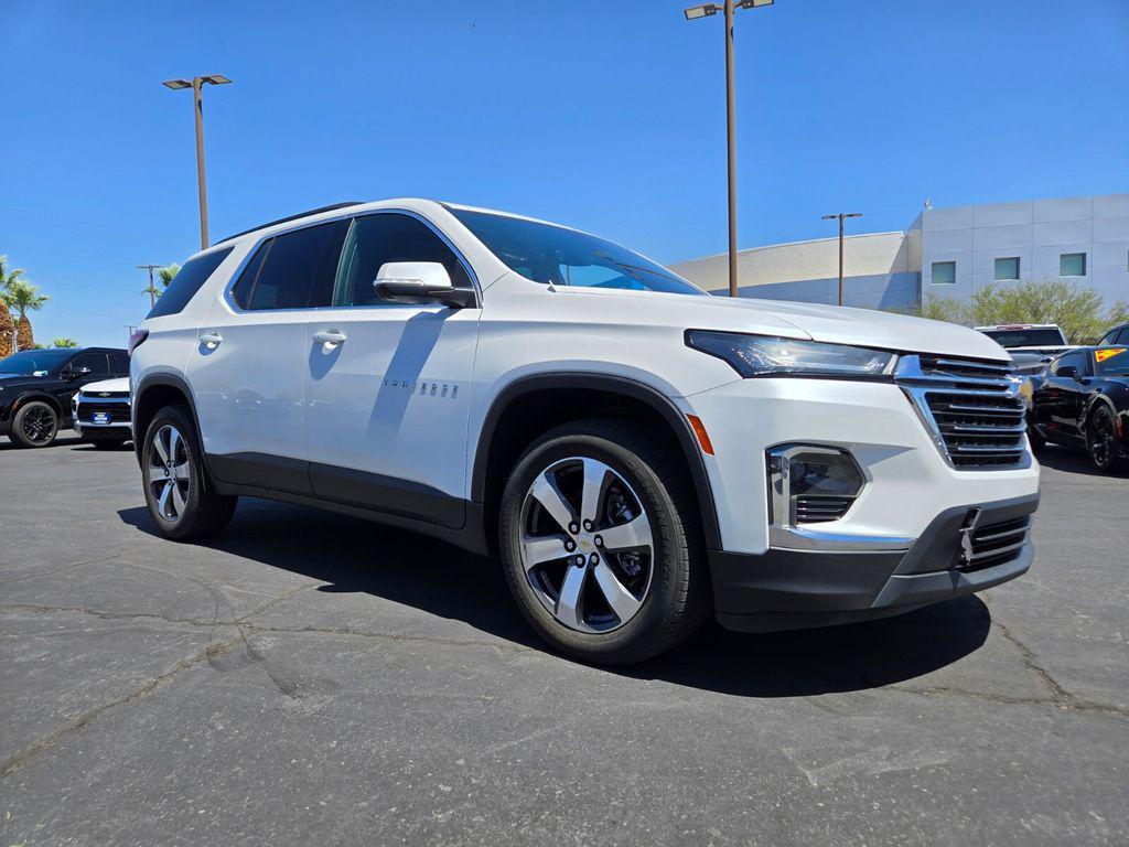 used 2023 Chevrolet Traverse car, priced at $31,994