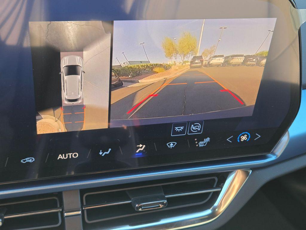 new 2025 Chevrolet Equinox EV car, priced at $43,860