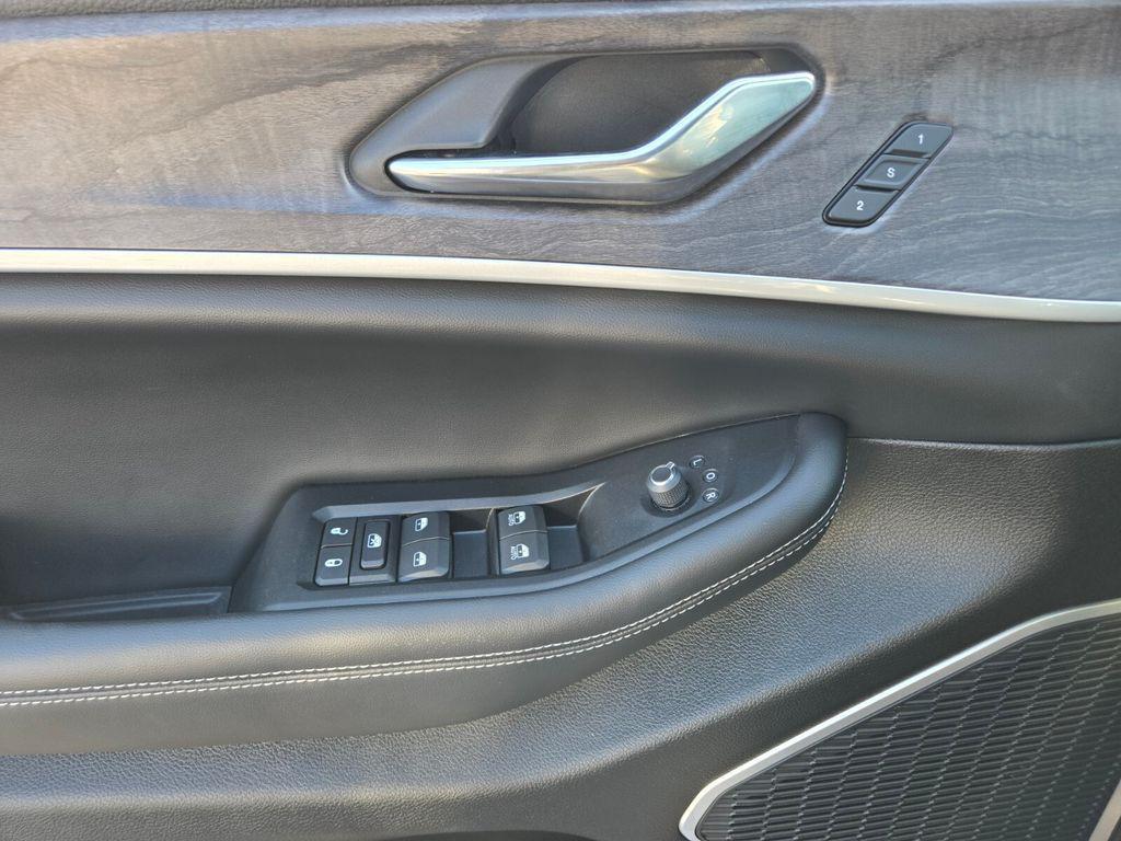 used 2024 Jeep Grand Cherokee 4xe car, priced at $31,994