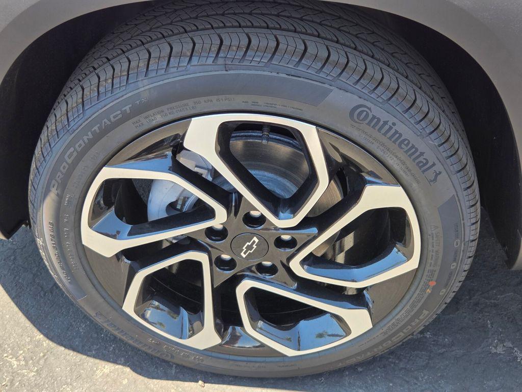 new 2025 Chevrolet Trax car, priced at $26,980