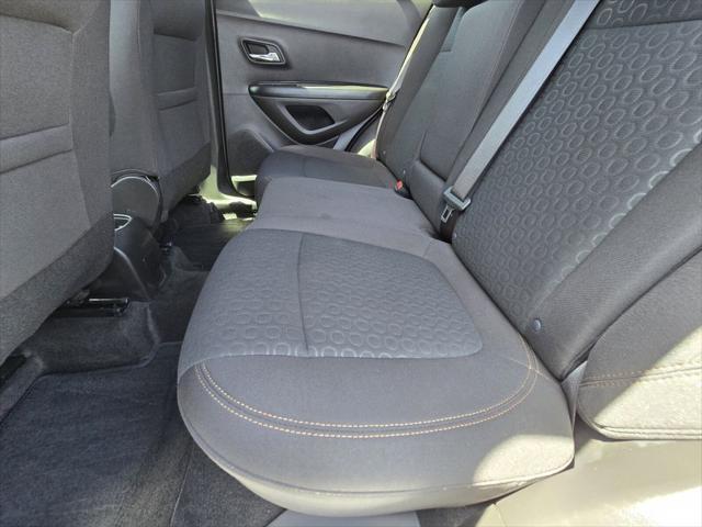 used 2022 Chevrolet Trax car, priced at $18,091