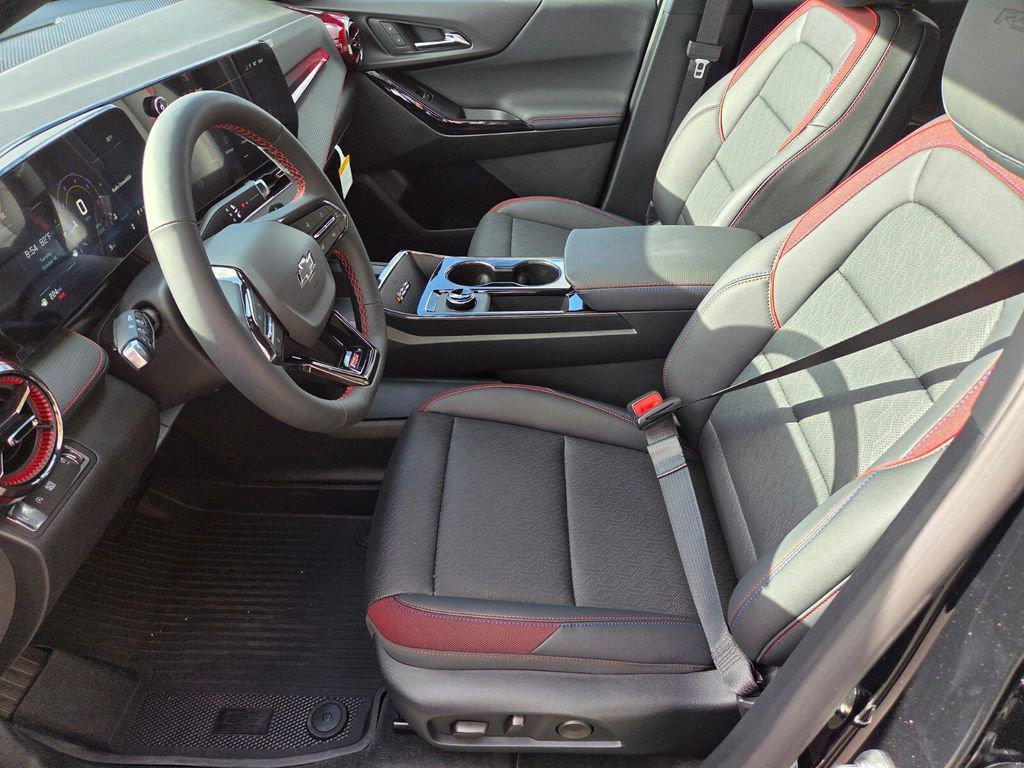 new 2026 Chevrolet Equinox car, priced at $32,684