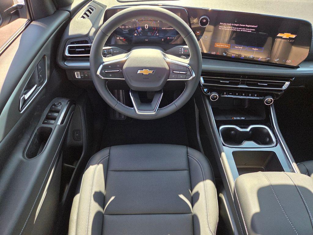 new 2026 Chevrolet Traverse car, priced at $46,620