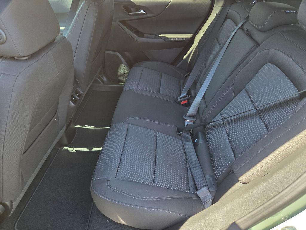 new 2026 Chevrolet Equinox car, priced at $32,680
