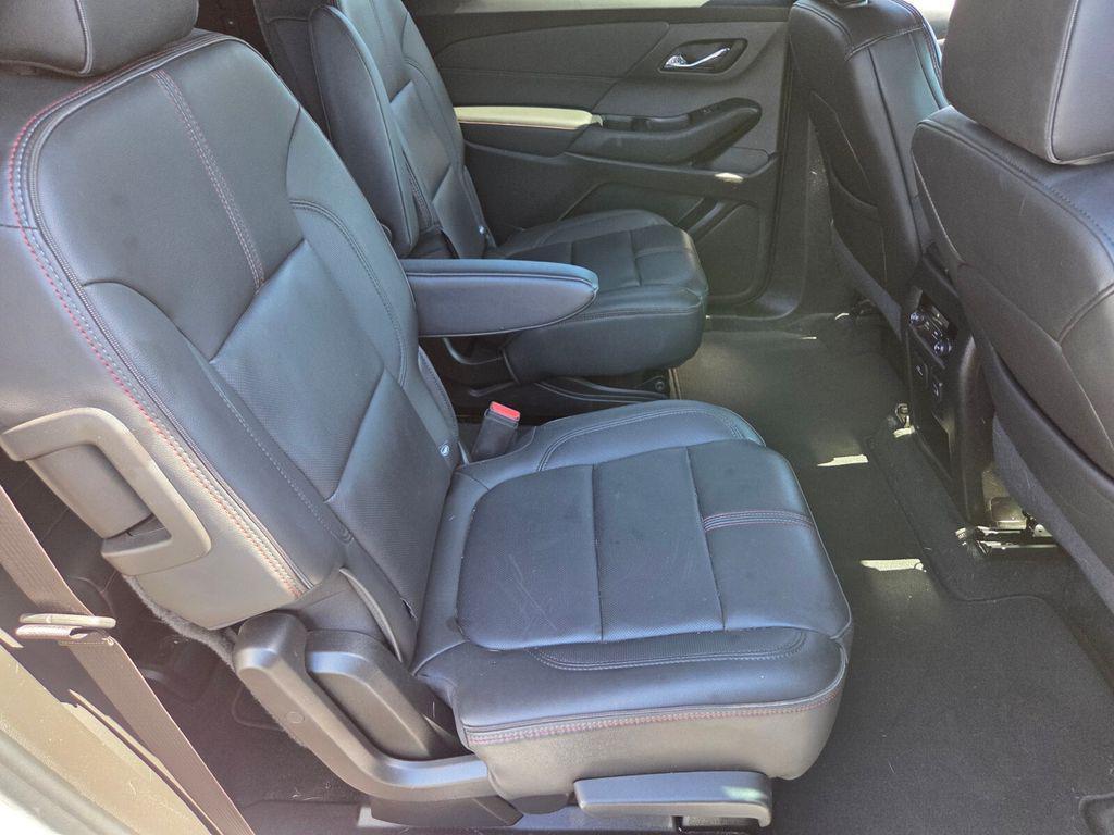 used 2023 Chevrolet Traverse car, priced at $35,813
