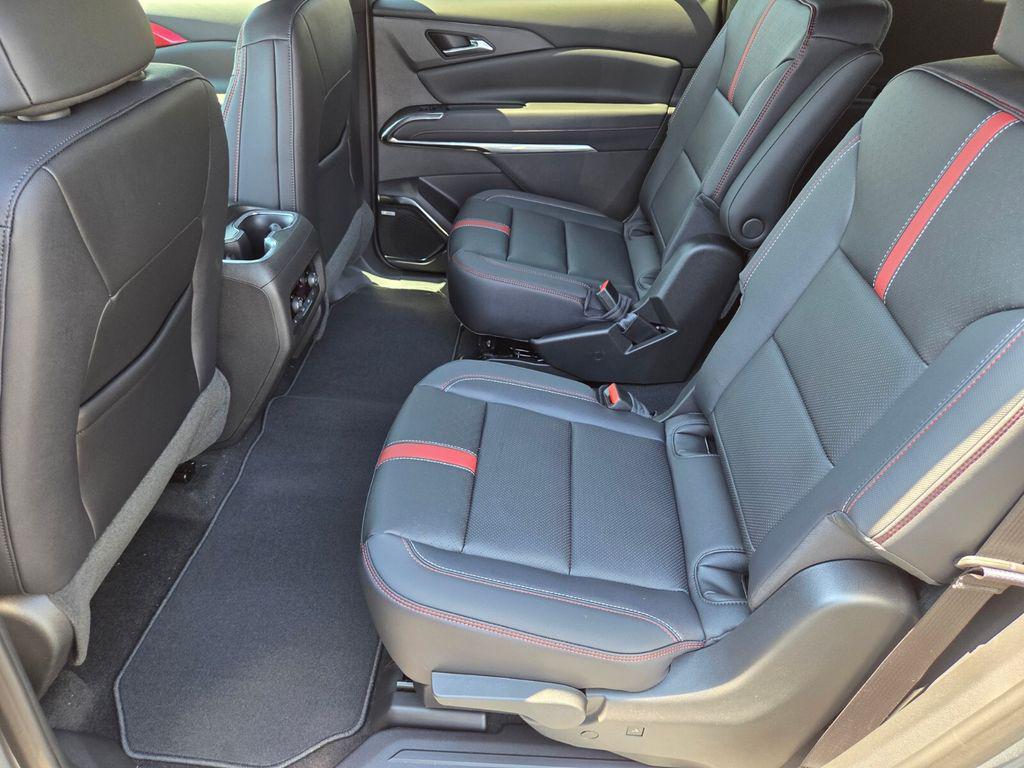 new 2026 Chevrolet Traverse car, priced at $59,040