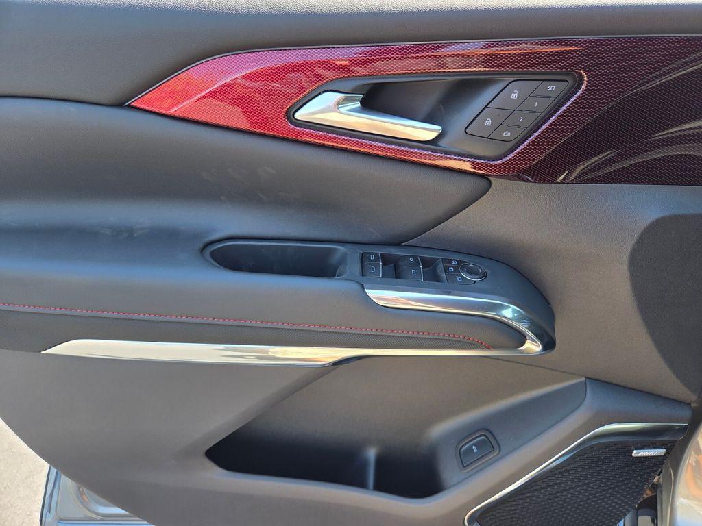 new 2026 Chevrolet Traverse car, priced at $59,040