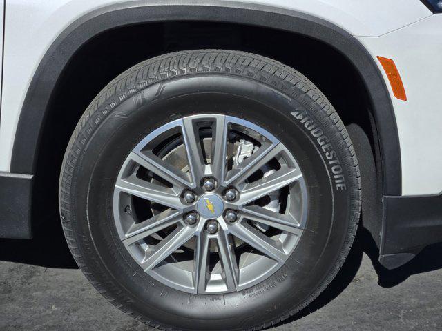 used 2022 Chevrolet Traverse car, priced at $31,972