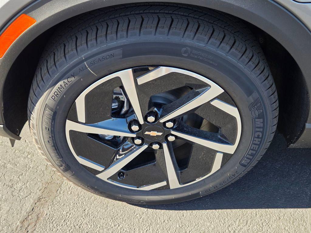 new 2026 Chevrolet Equinox EV car, priced at $31,684