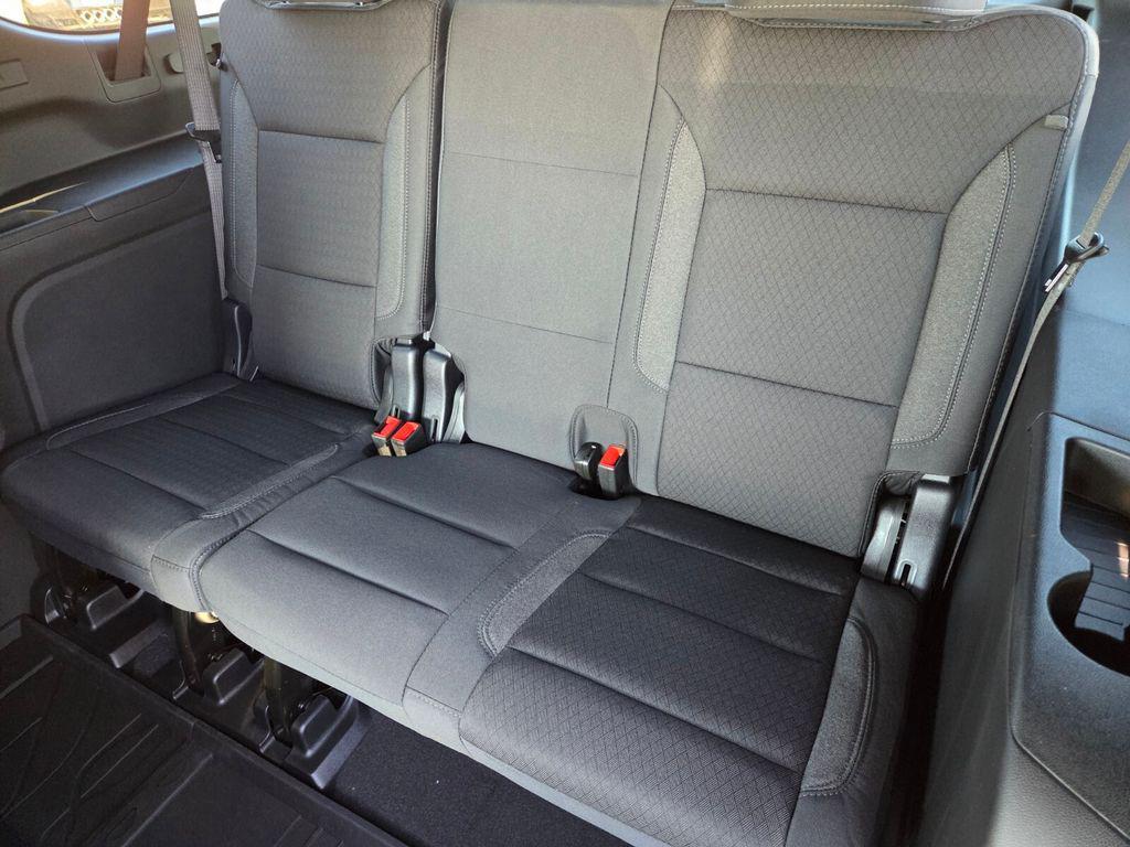 new 2025 Chevrolet Suburban car, priced at $71,200
