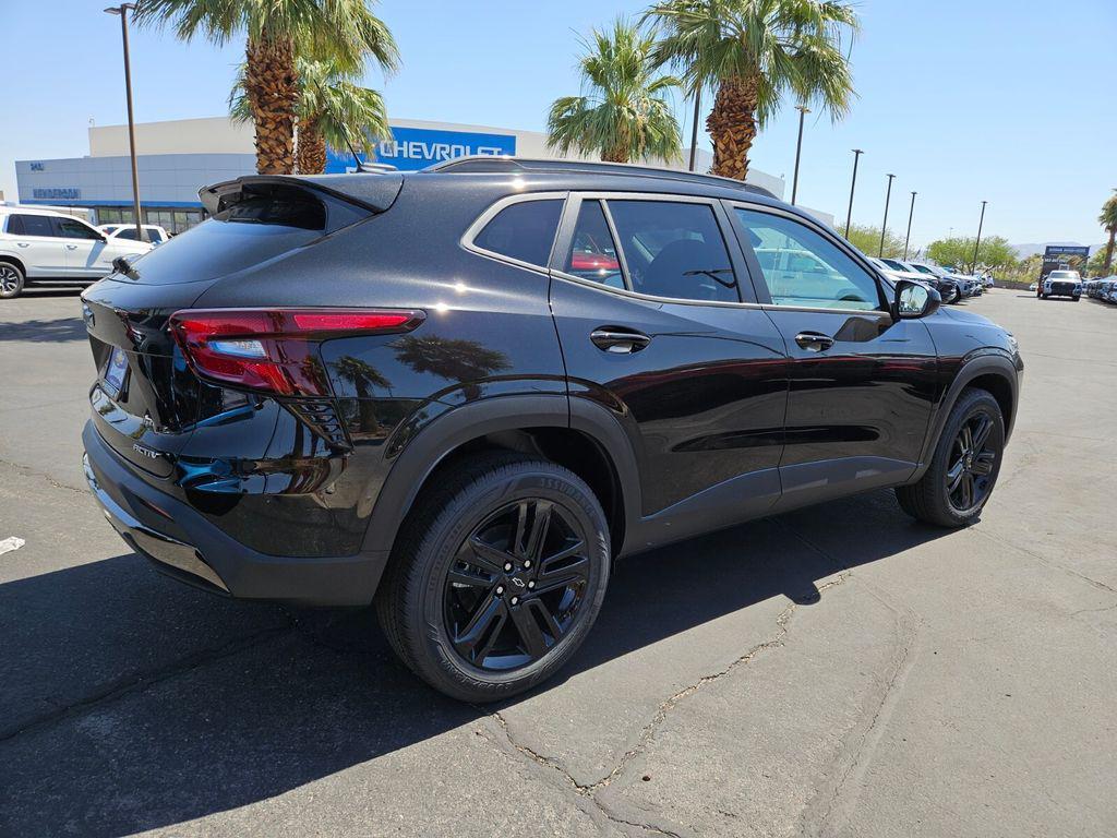 new 2025 Chevrolet Trax car, priced at $26,980
