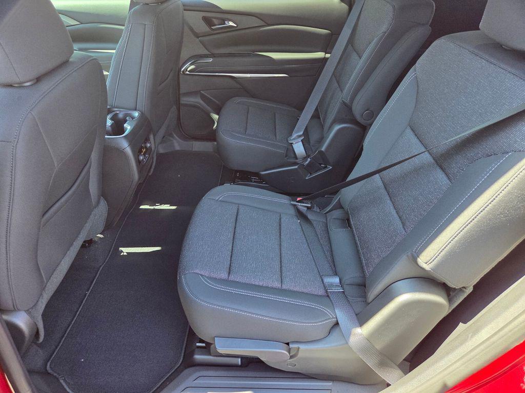 new 2026 Chevrolet Traverse car, priced at $44,840