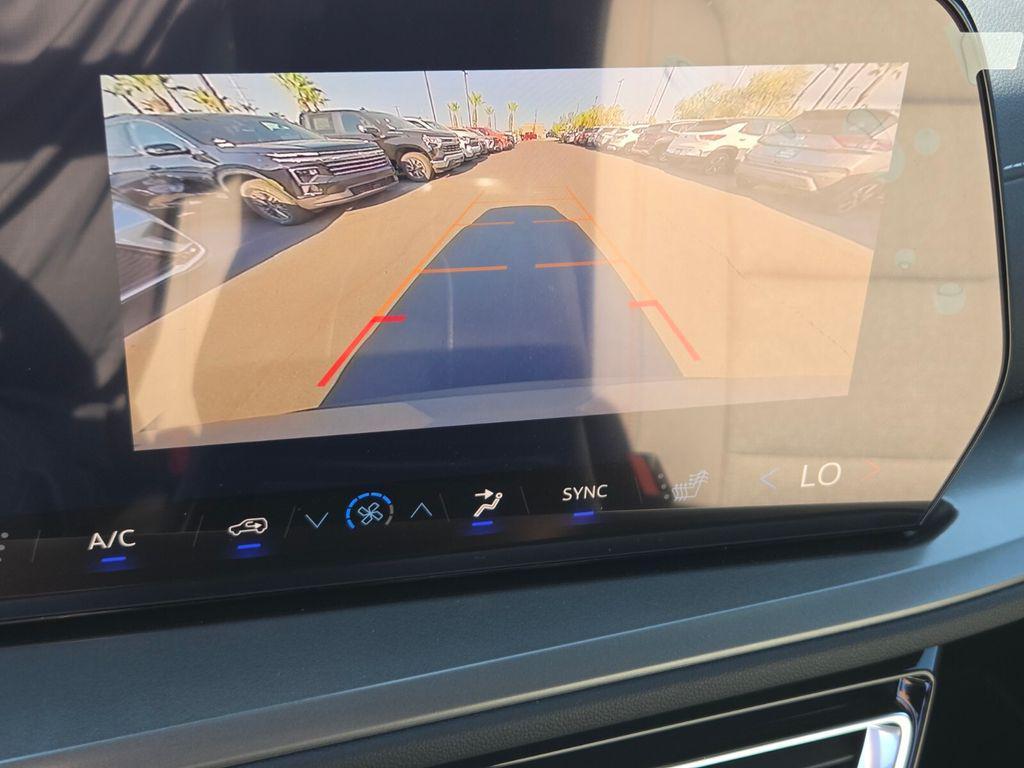 new 2026 Chevrolet Traverse car, priced at $45,405