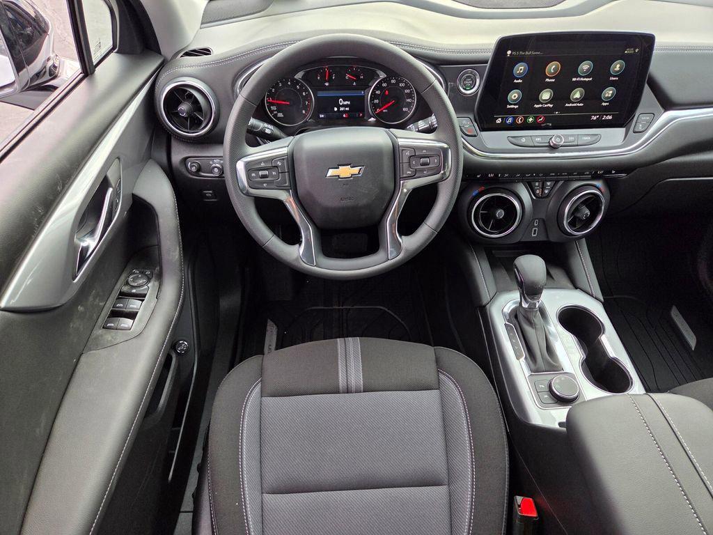 new 2025 Chevrolet Blazer car, priced at $35,270
