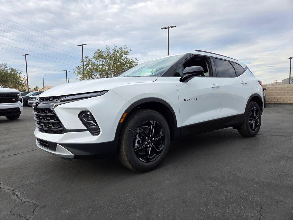 new 2025 Chevrolet Blazer car, priced at $35,270