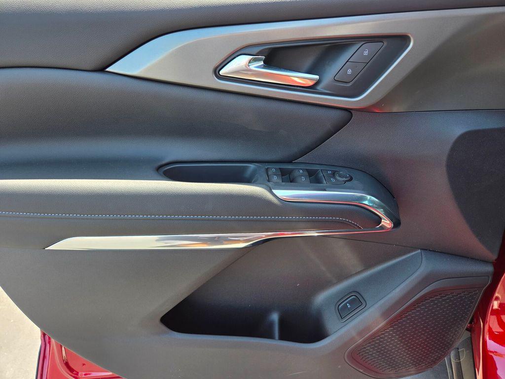 new 2025 Chevrolet Traverse car, priced at $43,814