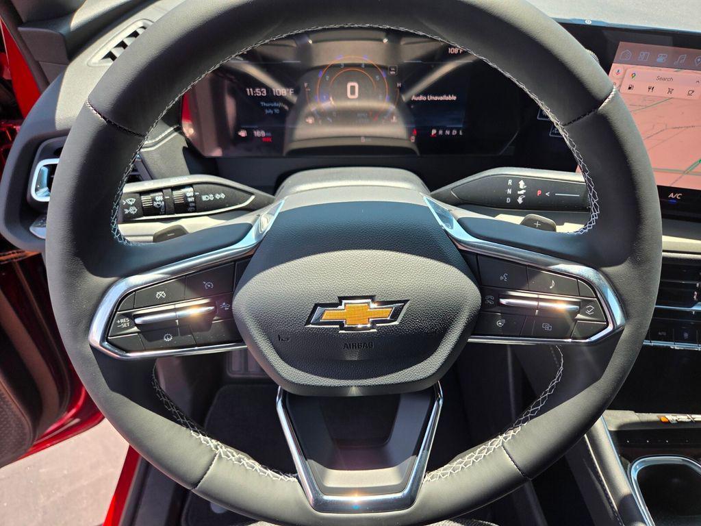 new 2025 Chevrolet Traverse car, priced at $43,814