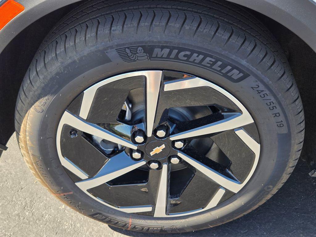 new 2026 Chevrolet Equinox EV car, priced at $35,004