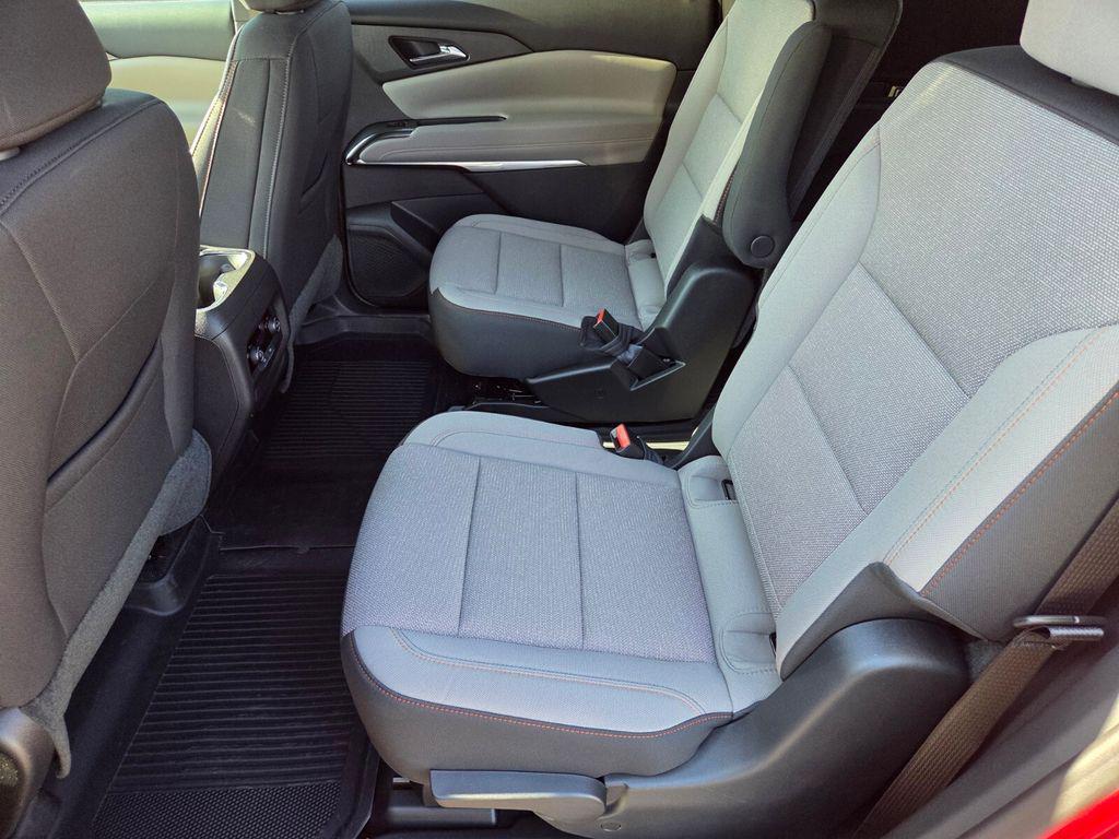 new 2026 Chevrolet Traverse car, priced at $47,340