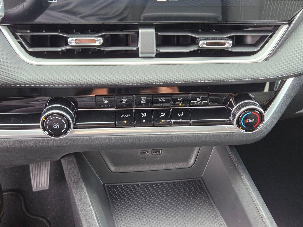 new 2026 Chevrolet Equinox car, priced at $28,382