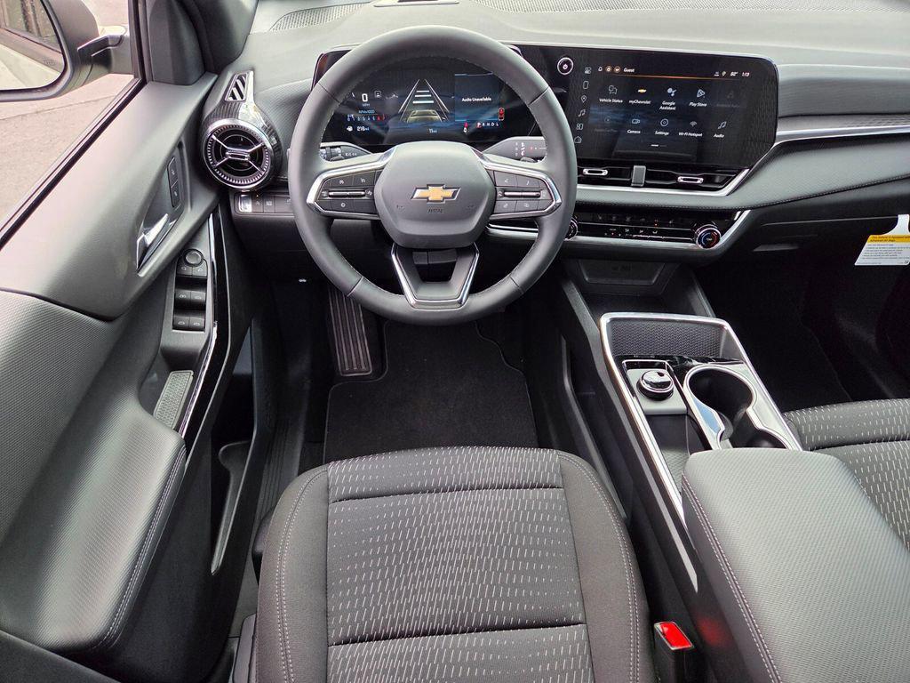 new 2026 Chevrolet Equinox car, priced at $28,382