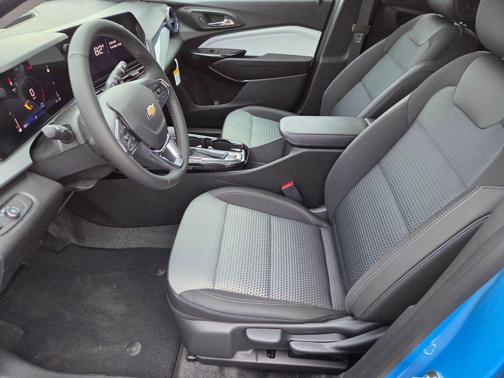 new 2025 Chevrolet Trax car, priced at $26,170