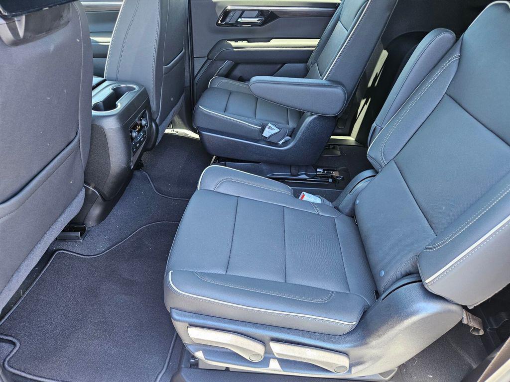 new 2025 Chevrolet Suburban car, priced at $89,200