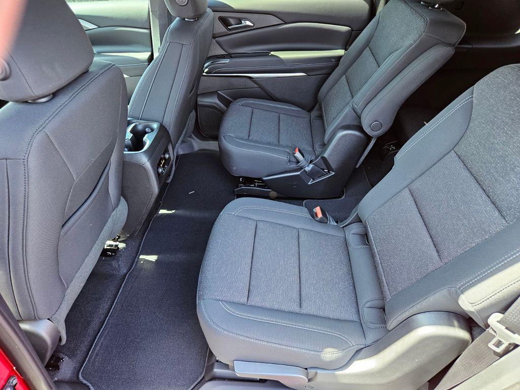new 2025 Chevrolet Traverse car, priced at $43,390