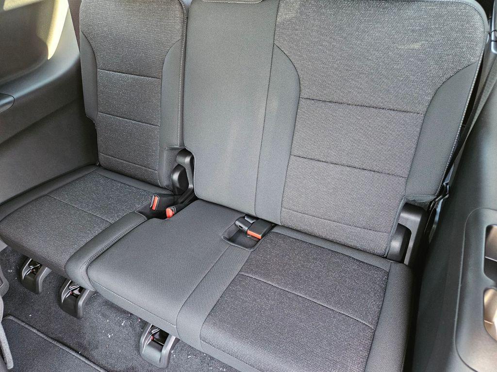 new 2025 Chevrolet Traverse car, priced at $43,390