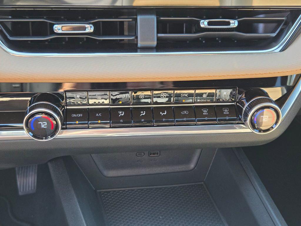 new 2026 Chevrolet Equinox car, priced at $34,992