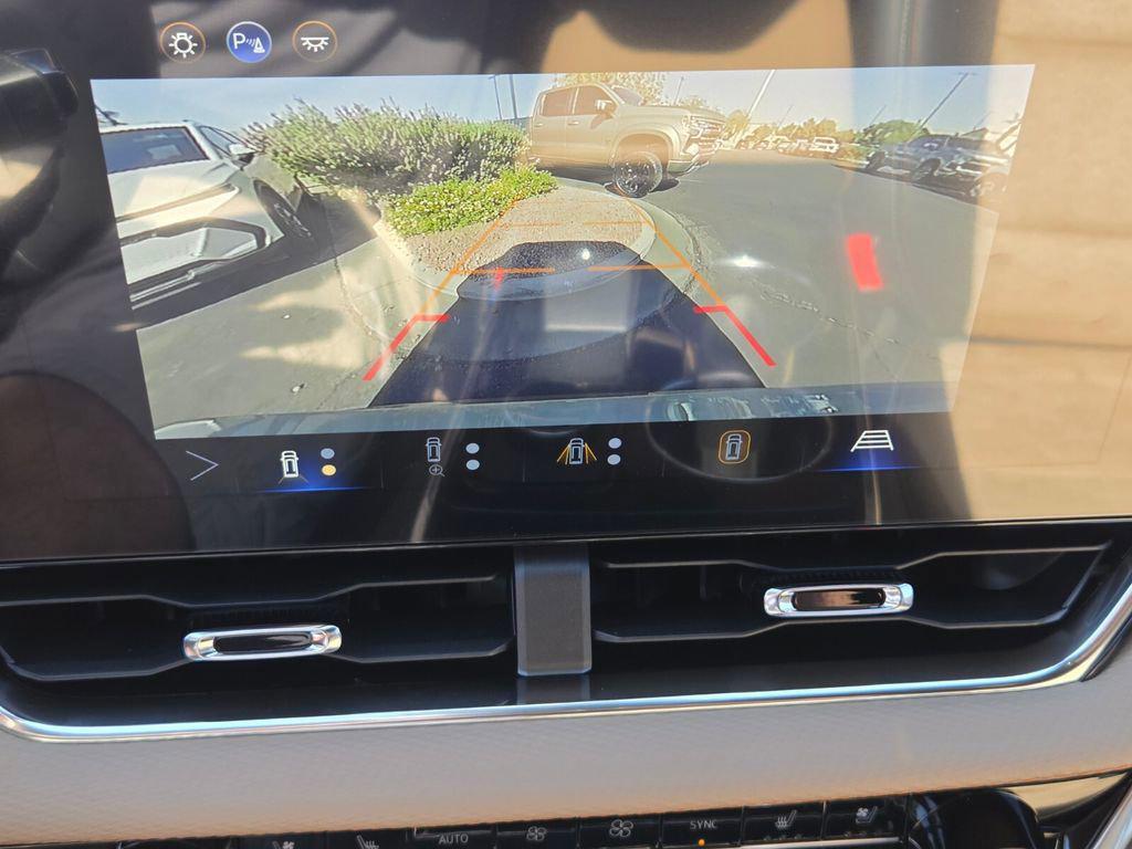 new 2026 Chevrolet Equinox car, priced at $34,992