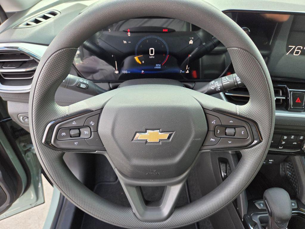 new 2026 Chevrolet TrailBlazer car, priced at $25,093