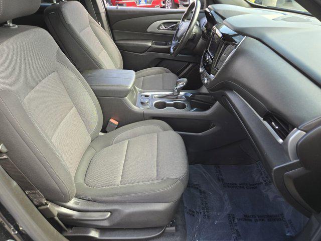 used 2022 Chevrolet Traverse car, priced at $26,992