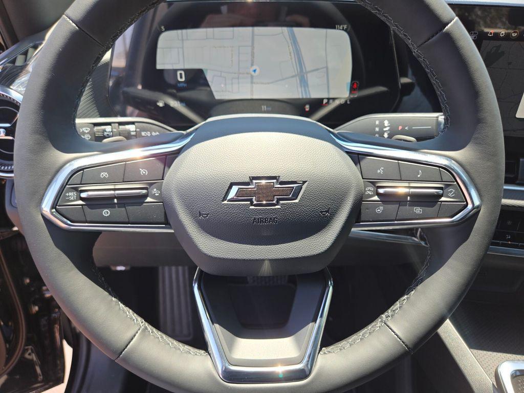 new 2026 Chevrolet Equinox car, priced at $33,280