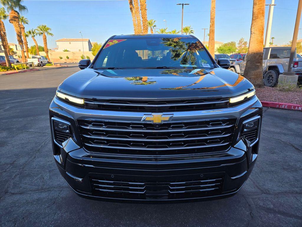 used 2025 Chevrolet Traverse car, priced at $50,992