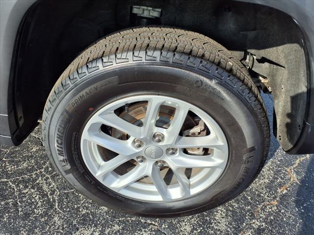 used 2024 Jeep Grand Cherokee car, priced at $34,881