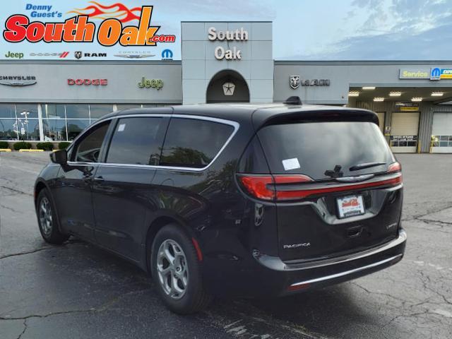 new 2024 Chrysler Pacifica car, priced at $49,289