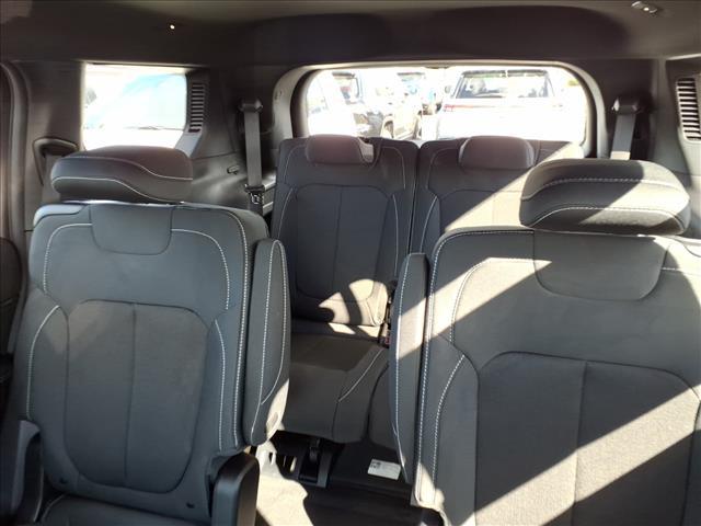 new 2025 Jeep Grand Cherokee L car, priced at $37,081