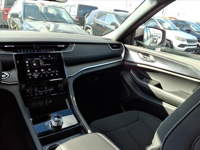 new 2025 Jeep Grand Cherokee L car, priced at $37,081