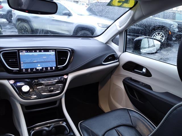 used 2023 Chrysler Pacifica car, priced at $28,581