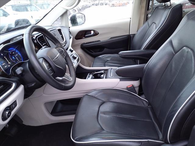used 2023 Chrysler Pacifica car, priced at $28,281