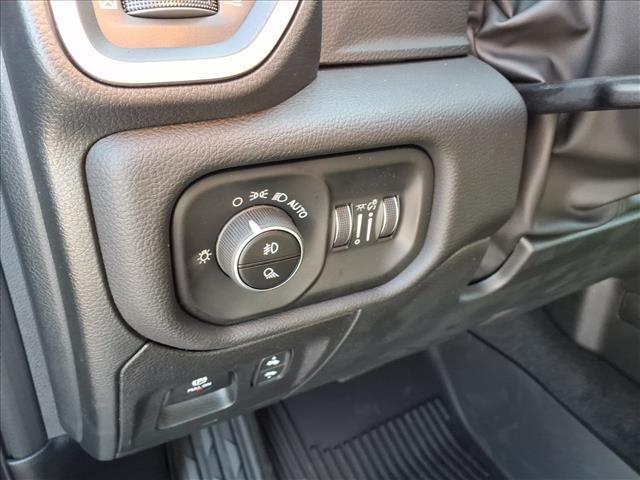 new 2025 Ram 1500 car, priced at $45,164