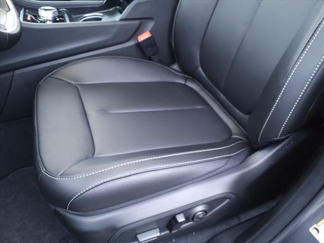 new 2025 Jeep Grand Cherokee car, priced at $45,879
